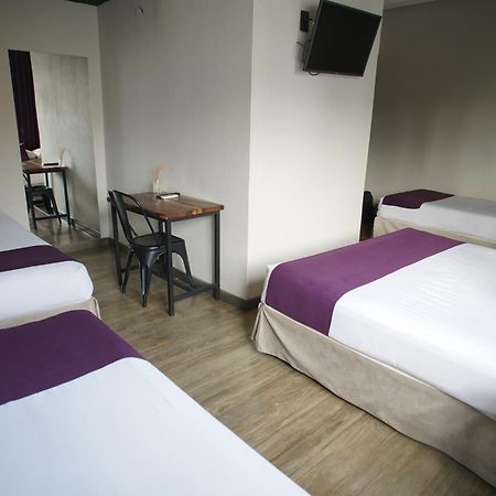 Hotel City Posadas Esterno foto